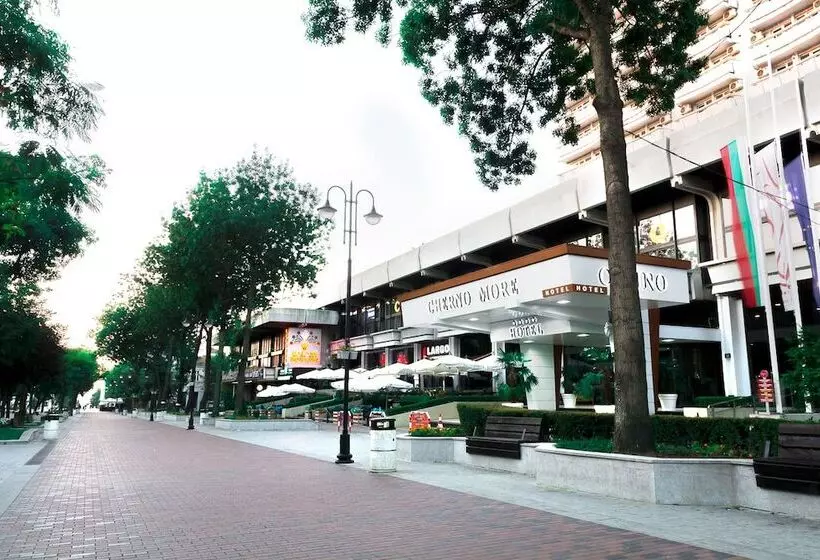 בית מלון כפרי Cherno More