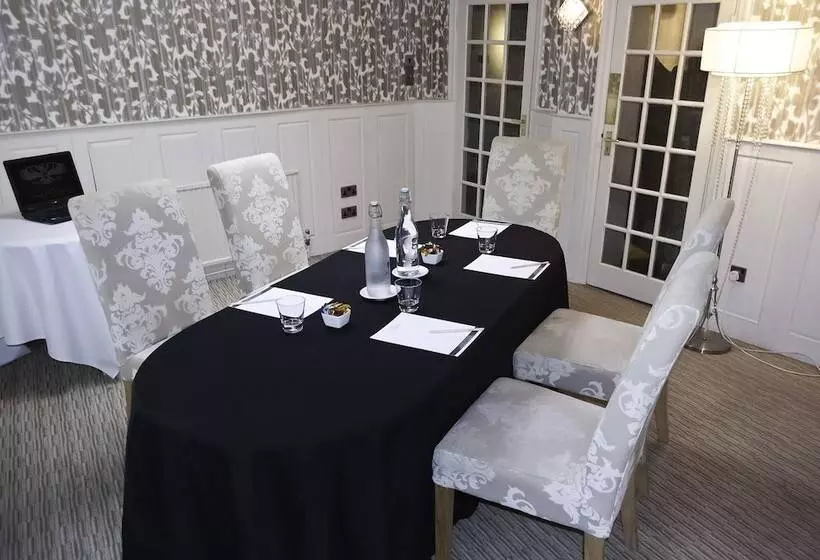 酒店 The Spread Eagle