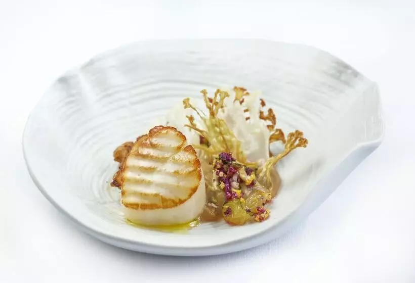 The Vineyard Hotel & Spa