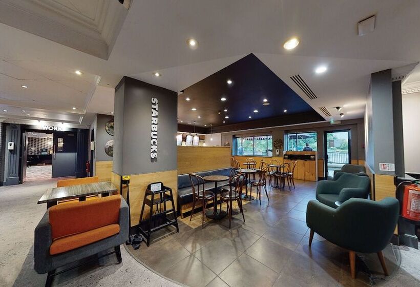 Village Hotel Leeds North