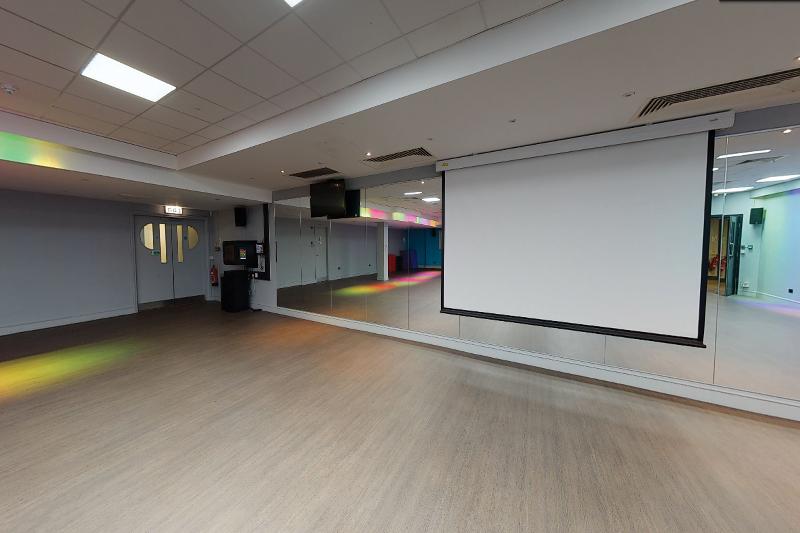 Village Hotel Leeds North