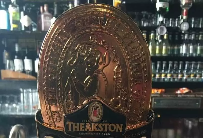 בית מלון כפרי White Horse Farm Inn