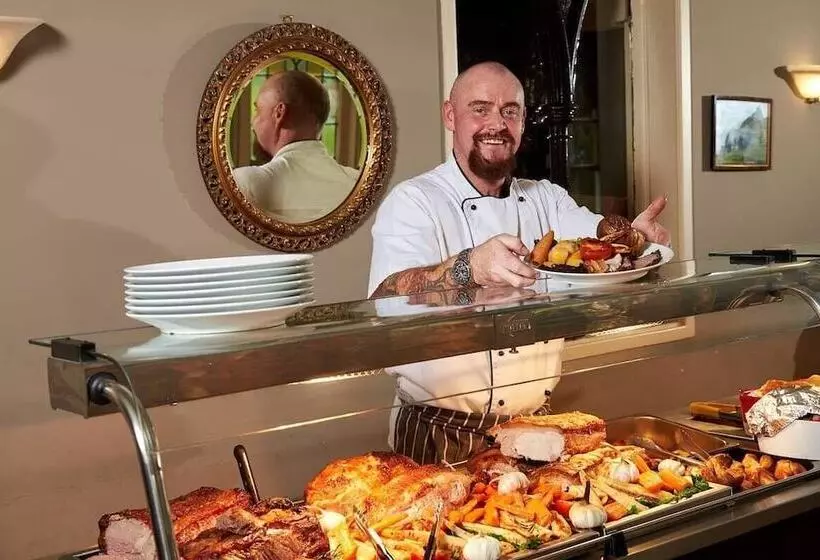 בית מלון כפרי White Horse Farm Inn