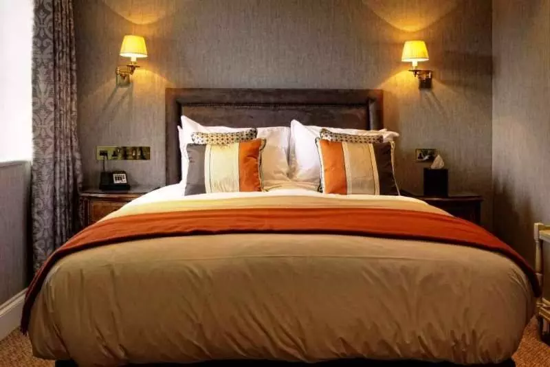 Отель Wivenhoe House