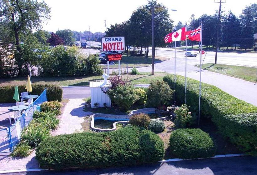 Grand Motel