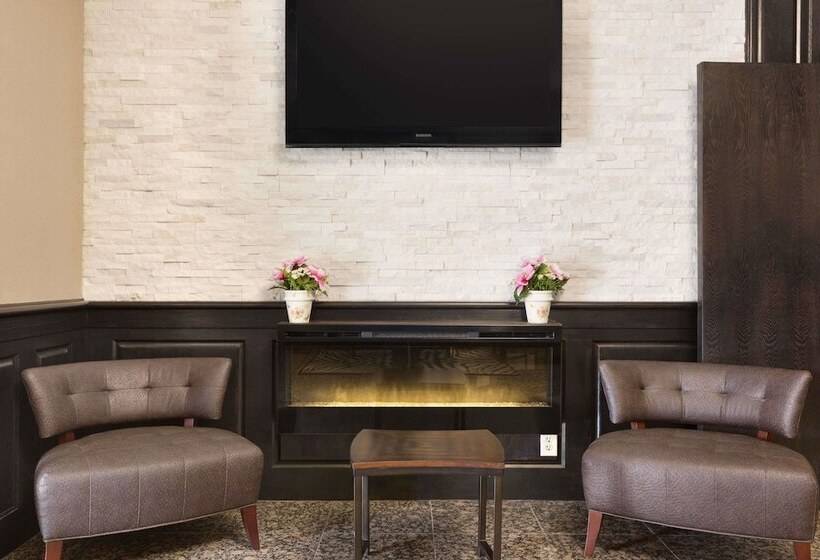 ホテル Days Inn By Wyndham Terrace