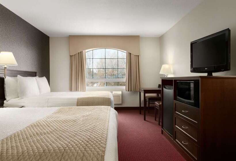 فندق Days Inn & Suites By Wyndham Brandon