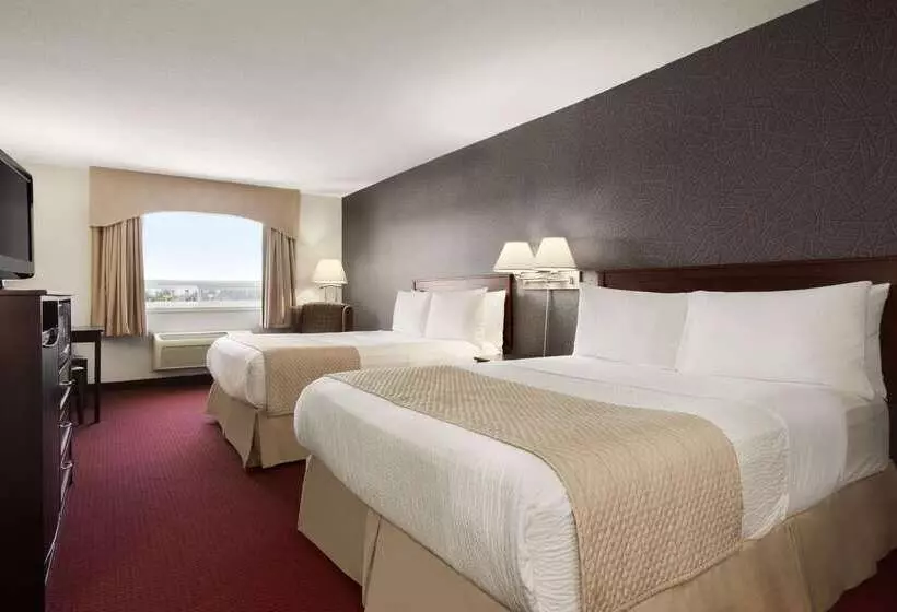 호텔 Days Inn & Suites By Wyndham Brandon