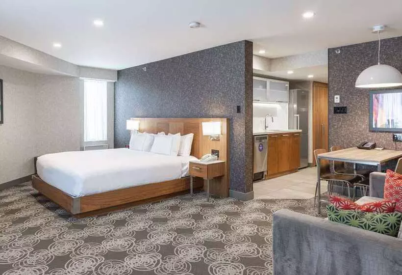 Отель Hilton Montreal Laval