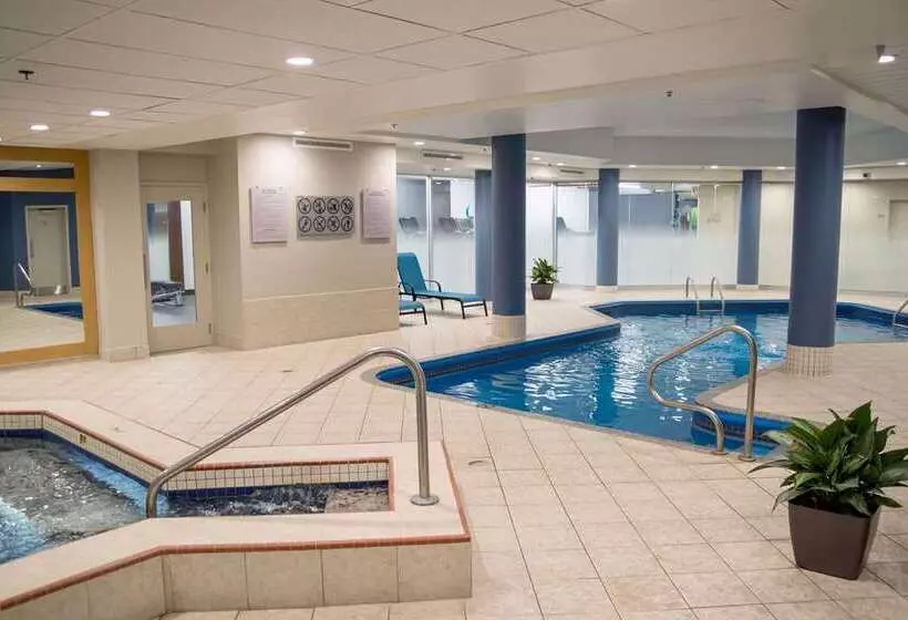 Отель Hilton Montreal Laval