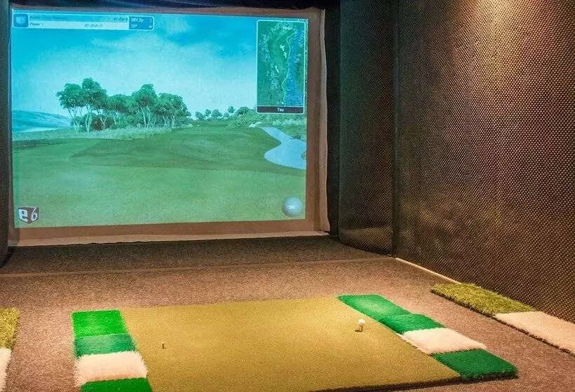 Отель Quality Inn & Suites