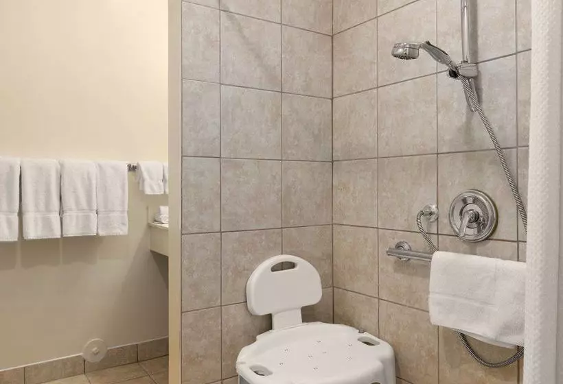 Hotel Travelodge Calgary University