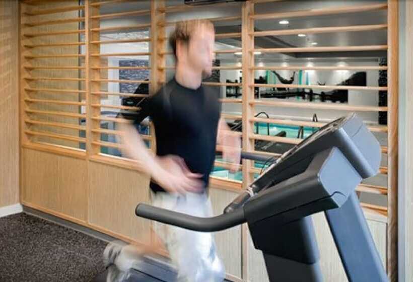 Peaks Hotel And Suites