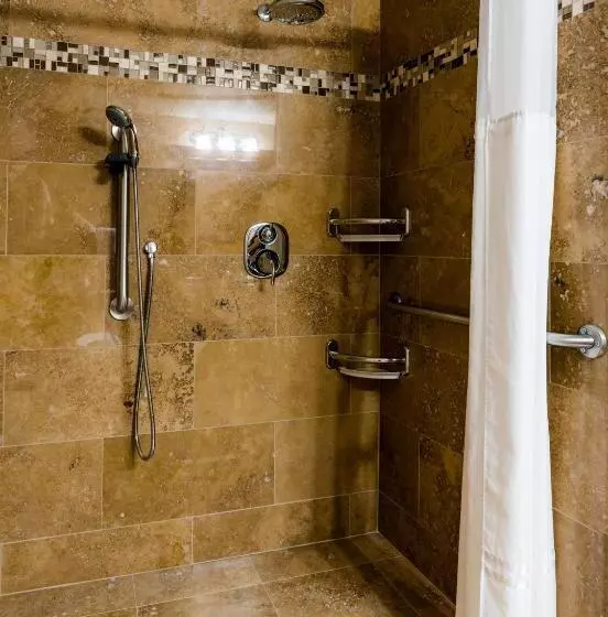 Prestige Lakeside Resort, Worldhotels Elite