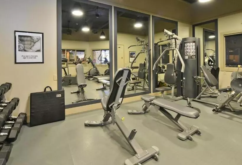 Prestige Lakeside Resort, Worldhotels Elite