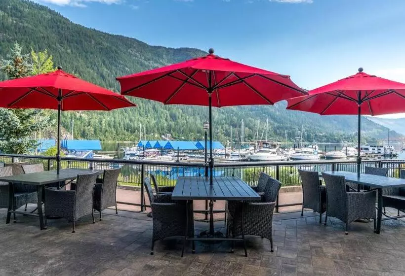 Prestige Lakeside Resort, Worldhotels Elite