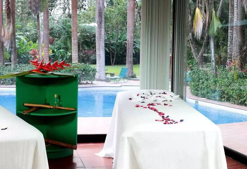 هتل Barcelo Tambor  All Inclusive