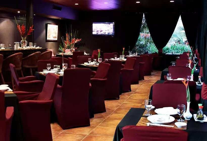 هتل Barcelo Tambor  All Inclusive