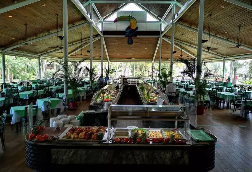 هتل Barcelo Tambor  All Inclusive