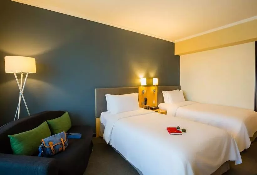 هتل Beijing Chongwenmen Tongpai