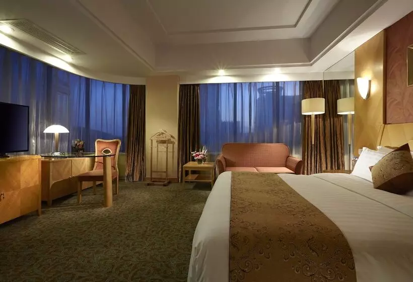 Отель Dalian East