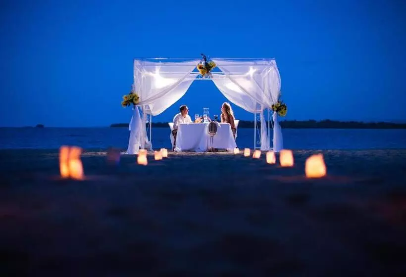 هتل Bluebay Villas Doradas - Adults Only - All Inclusive