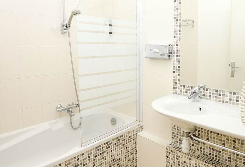 בית מלון כפרי Coeur Marin