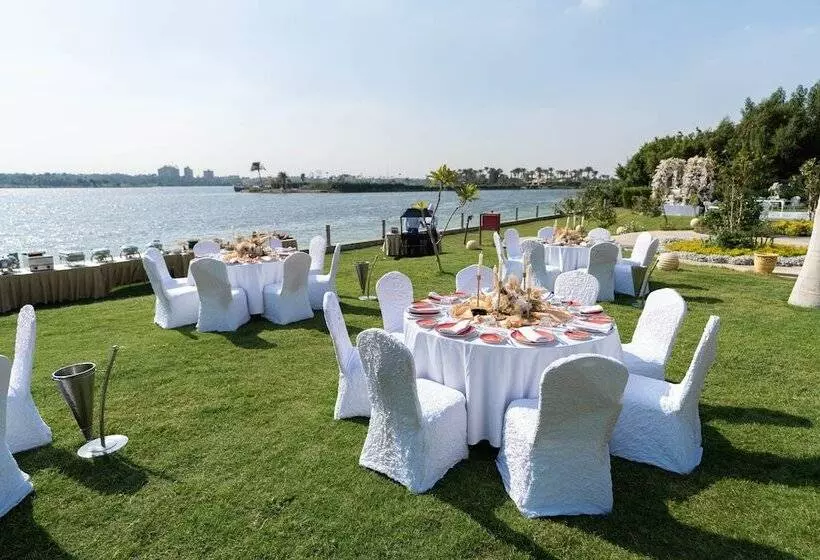 هتل Holiday Inn Cairo Maadi, An Ihg