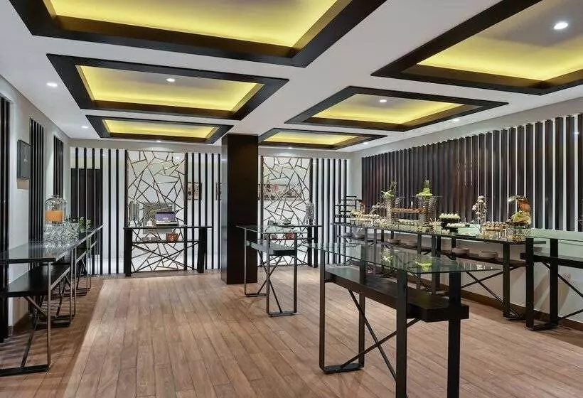 هتل Holiday Inn Cairo Maadi, An Ihg