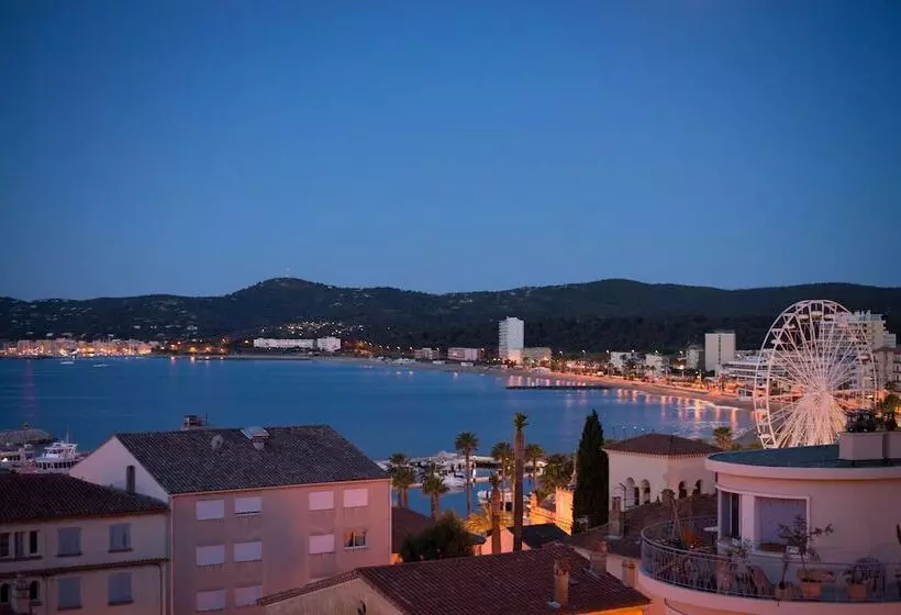 בית מלון כפרי Hôtel California