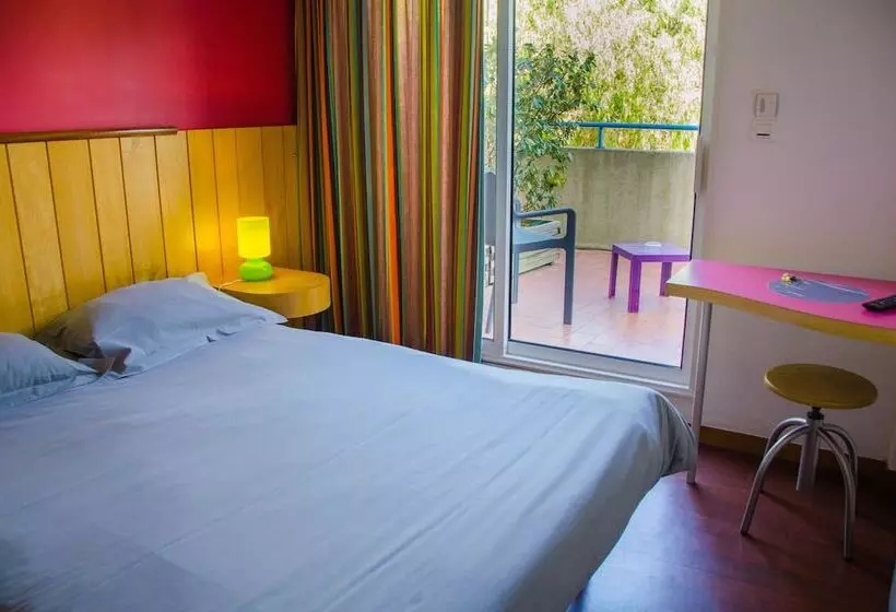 בית מלון כפרי Hôtel California