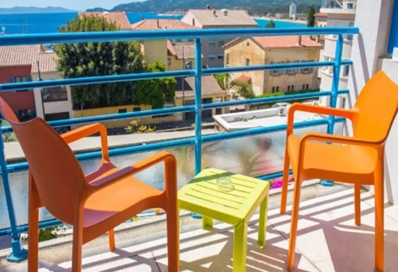 בית מלון כפרי Hôtel California