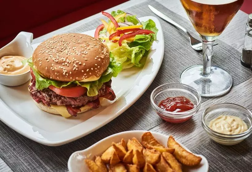 酒店 Kyriad Lille  Mons En Baroeul