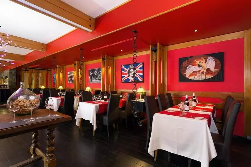 Отель Madame Vacances Hôtel Ibiza