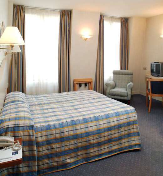 Timhotel Opéra Blanche Fontaine