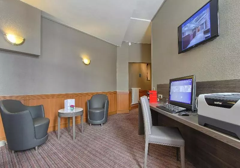 Timhotel Opéra Blanche Fontaine