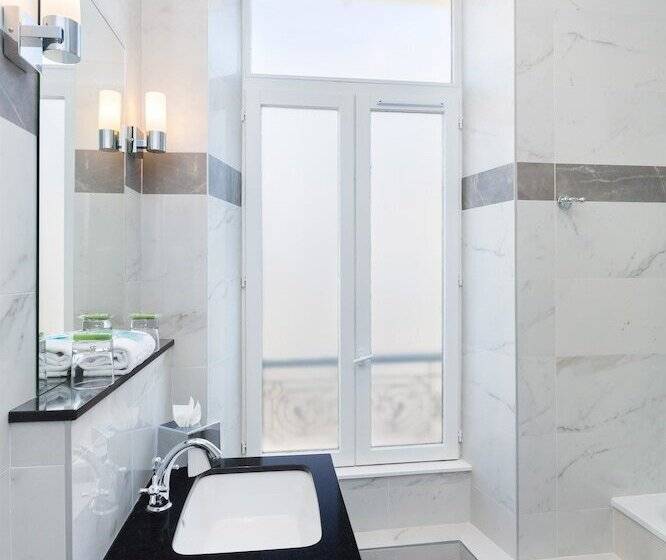 The Jay Hotel By Happyculture