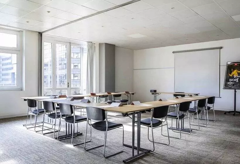 Отель Ibis Paris Porte De Bercy