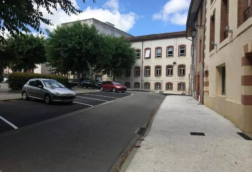 호텔 Logis Hôtel De France & Restaurant Pamiers