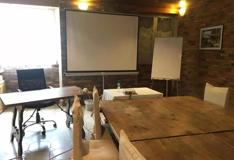 호텔 Logis Hôtel De France & Restaurant Pamiers