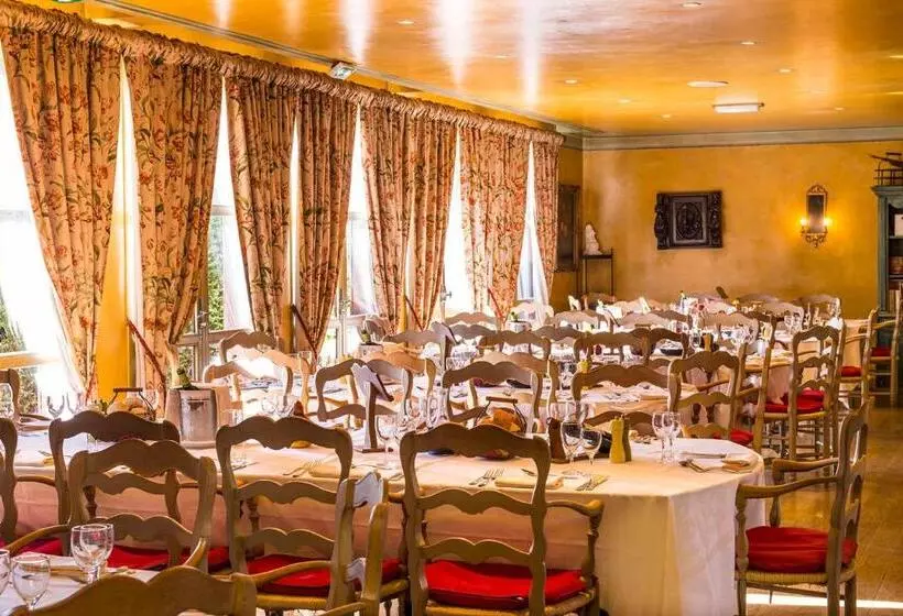 בית מלון כפרי Le Manoir De Gressy