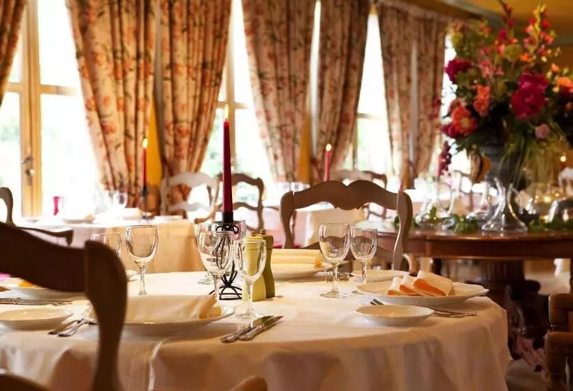 בית מלון כפרי Le Manoir De Gressy