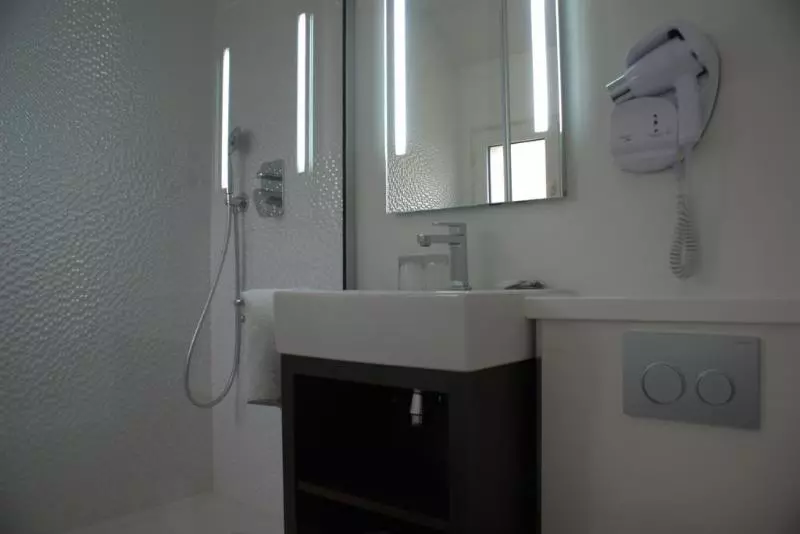 Hotel Little