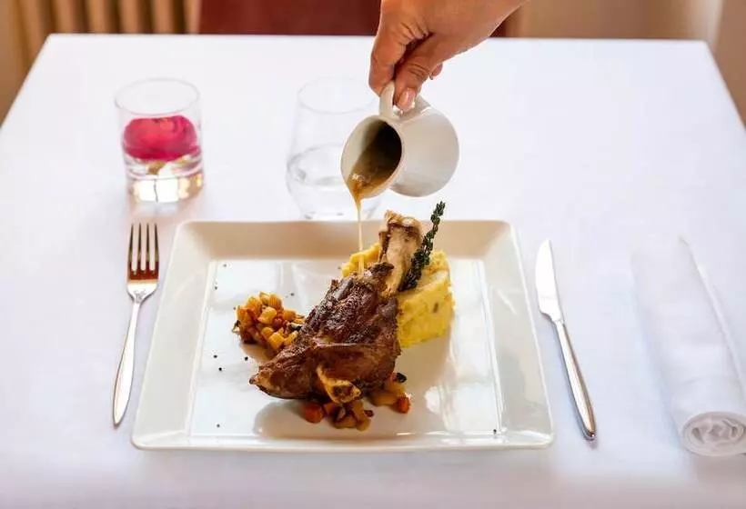 酒店 Moulin De Vernègues Hôtel & Spa