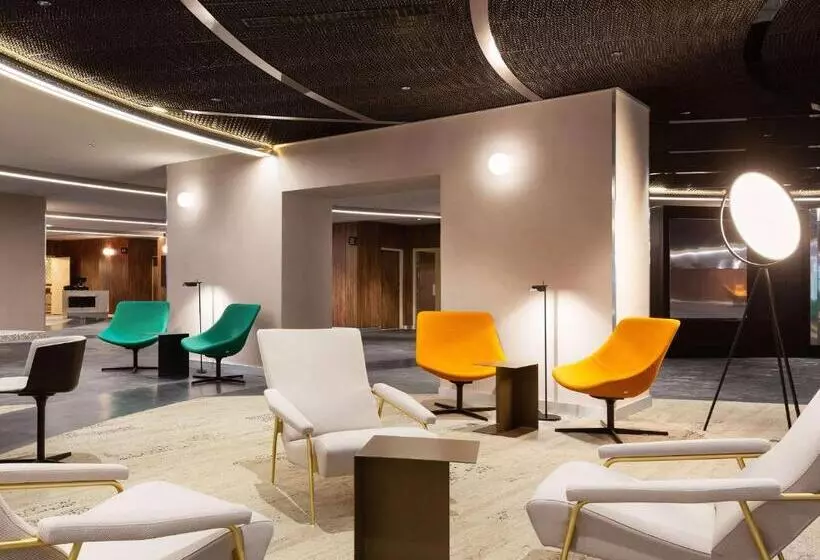 ホテル Pullman Paris Montparnasse