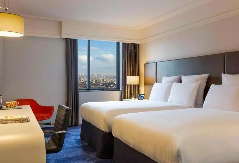 ホテル Pullman Paris Montparnasse