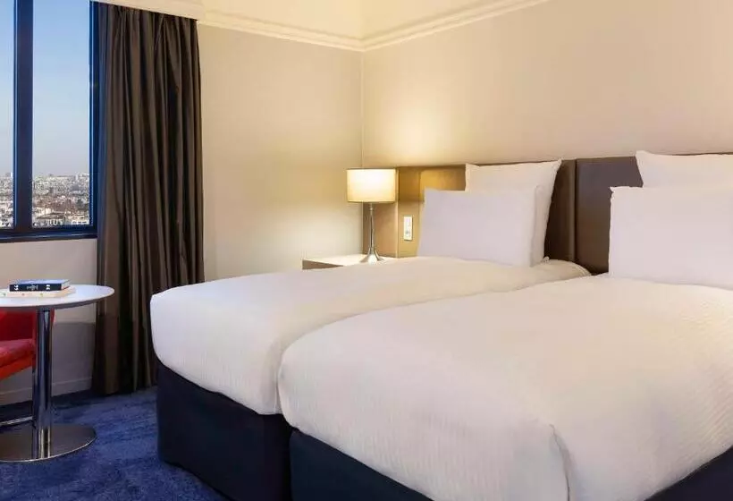 ホテル Pullman Paris Montparnasse