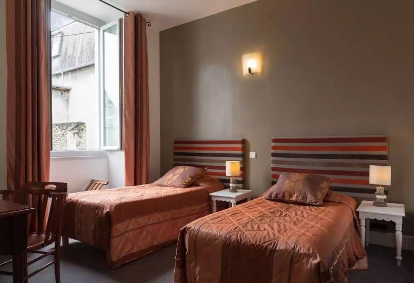 هتل The Originals Boutique, Villa Montpensier, Pau