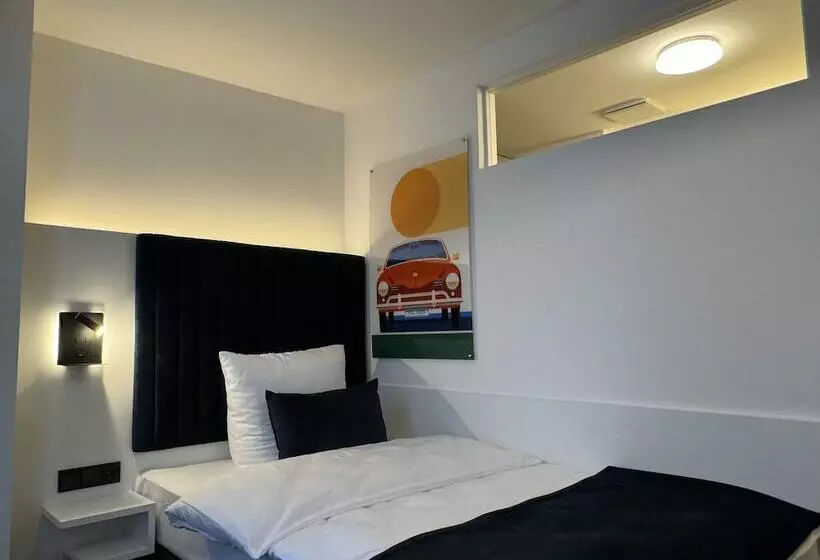 هتل Homaris East Side