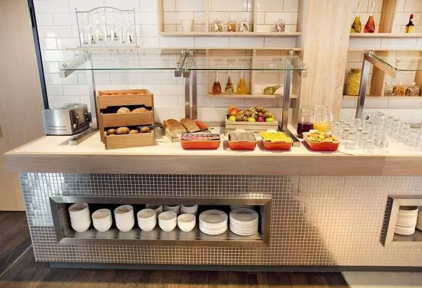 Holiday Inn Dresden - City South, an IHG hotel